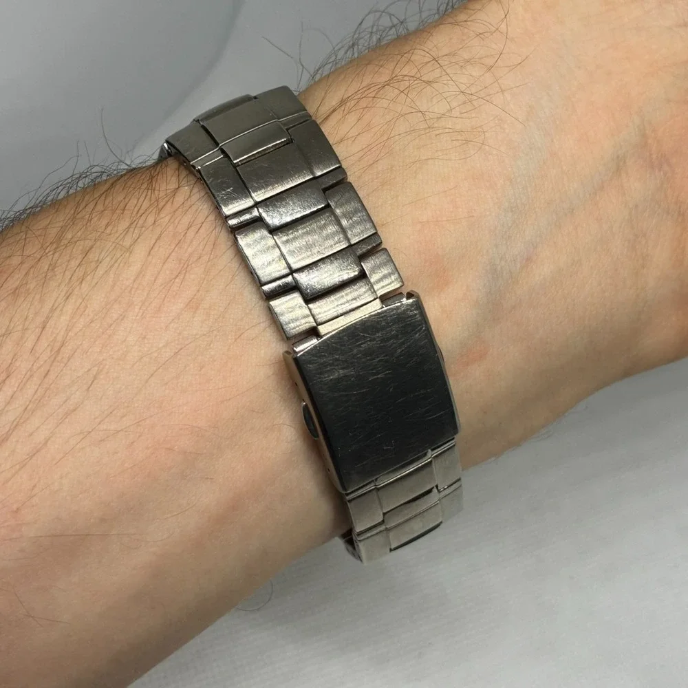 Vintage Seiko Alba Titanium Solar V14J-0AA0 Men Watch Blue Day Date Sport-READ!!